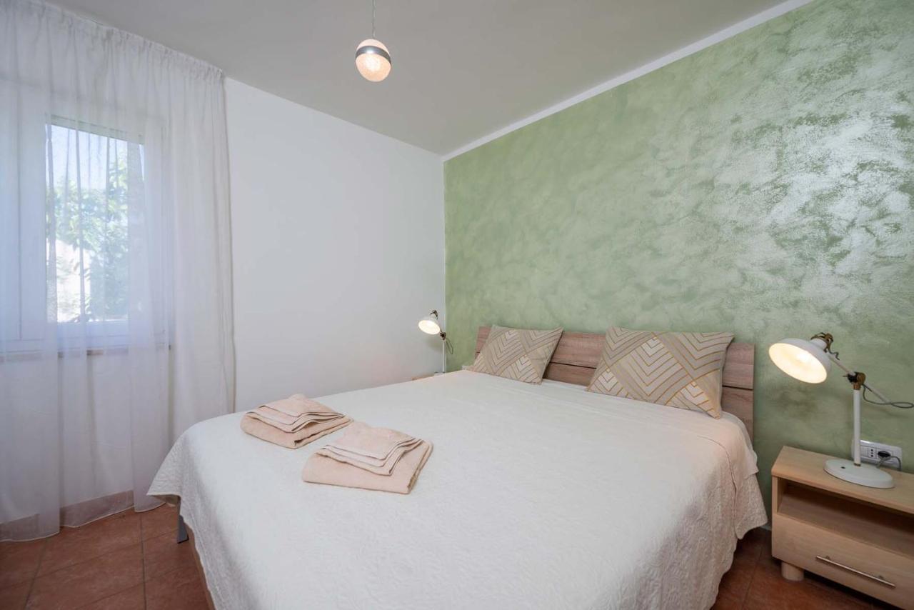 Apartments Pimpinella Premantura Kültér fotó